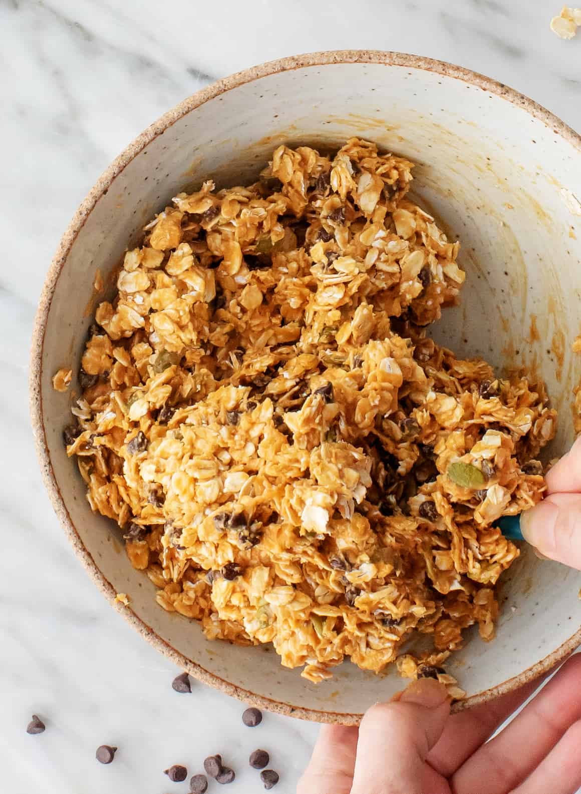 Homemade granola bars mixture
