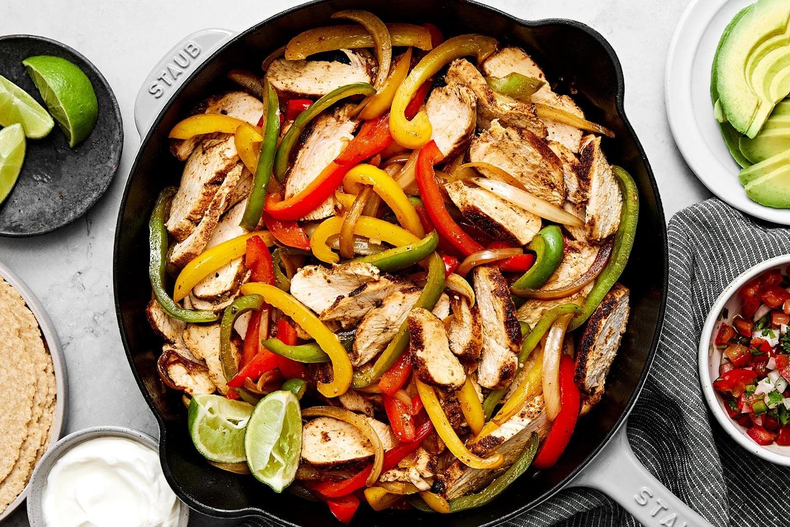 Chicken Fajitas - Easy &amp; Flavorful!