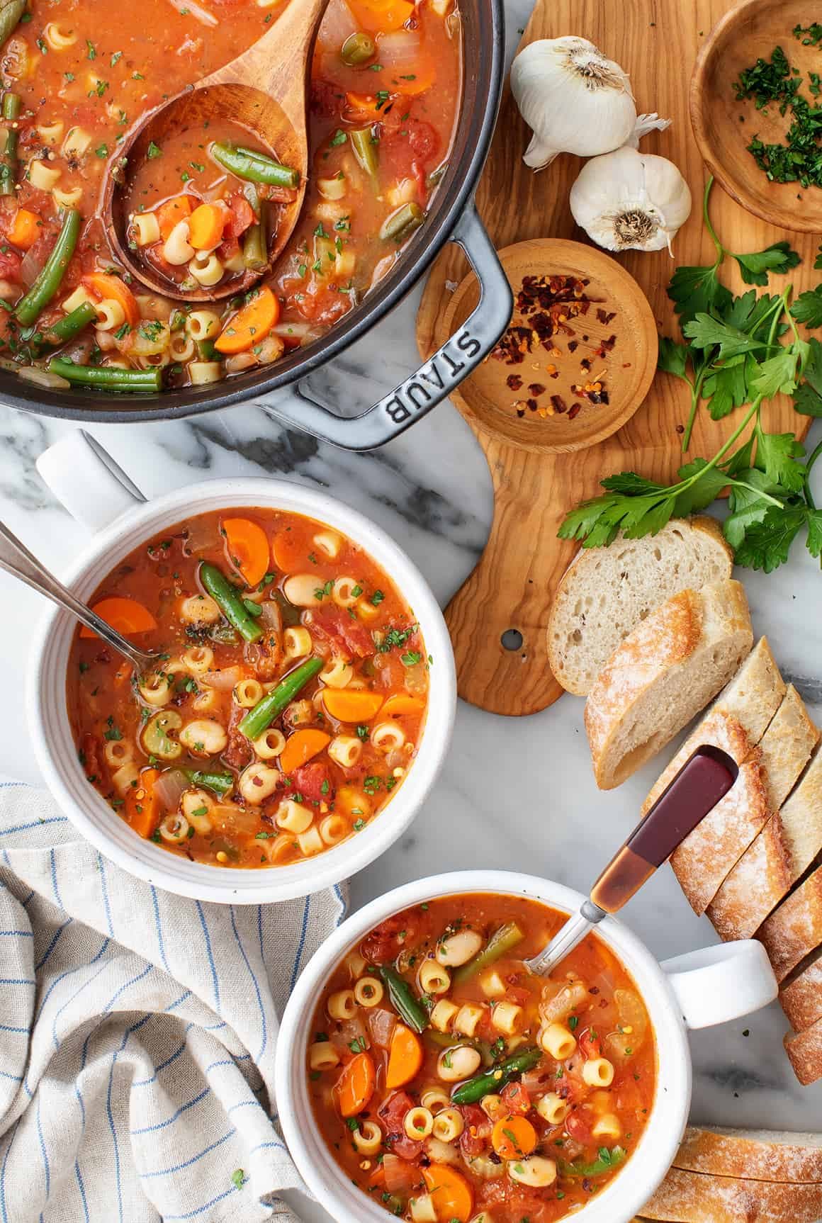 Vegetarian minestrone soup with crusty bread