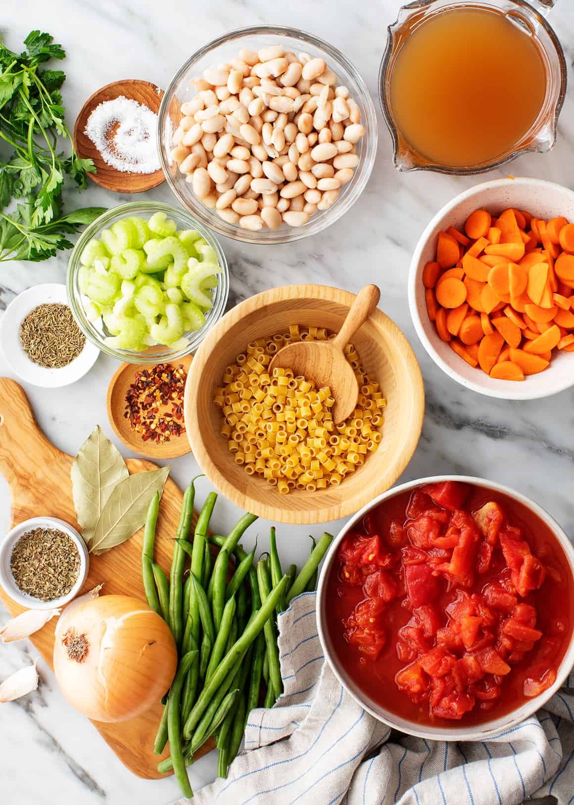 Minestrone soup recipe ingredients