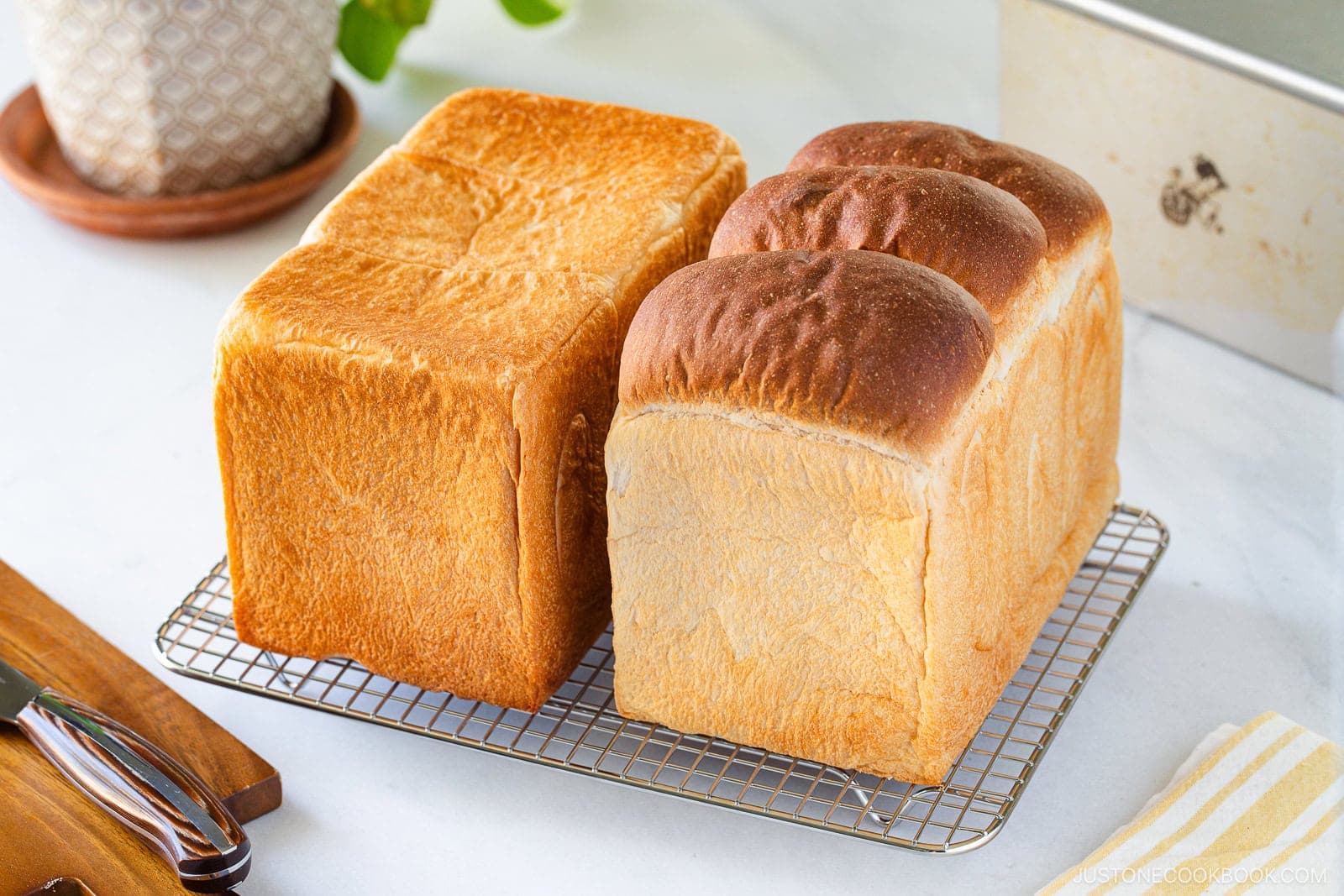 Shokupan (Japanese Milk Bread)