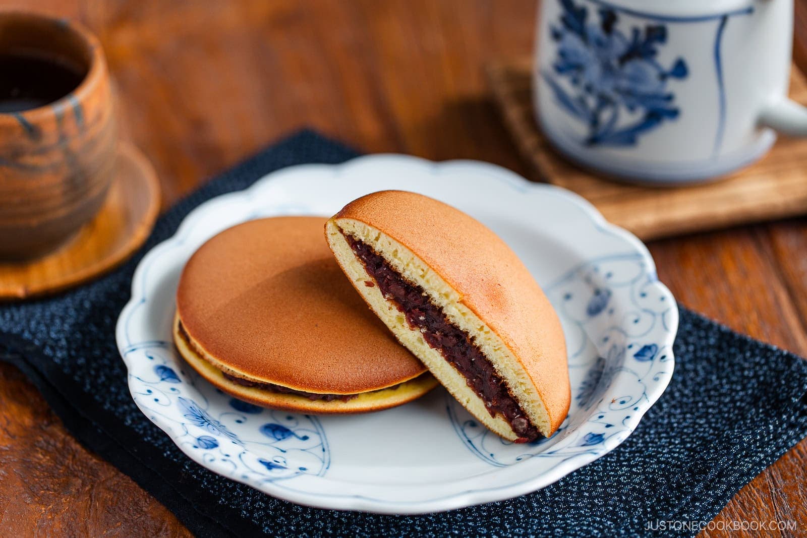 Dorayaki (Japanese Red Bean Pancake)